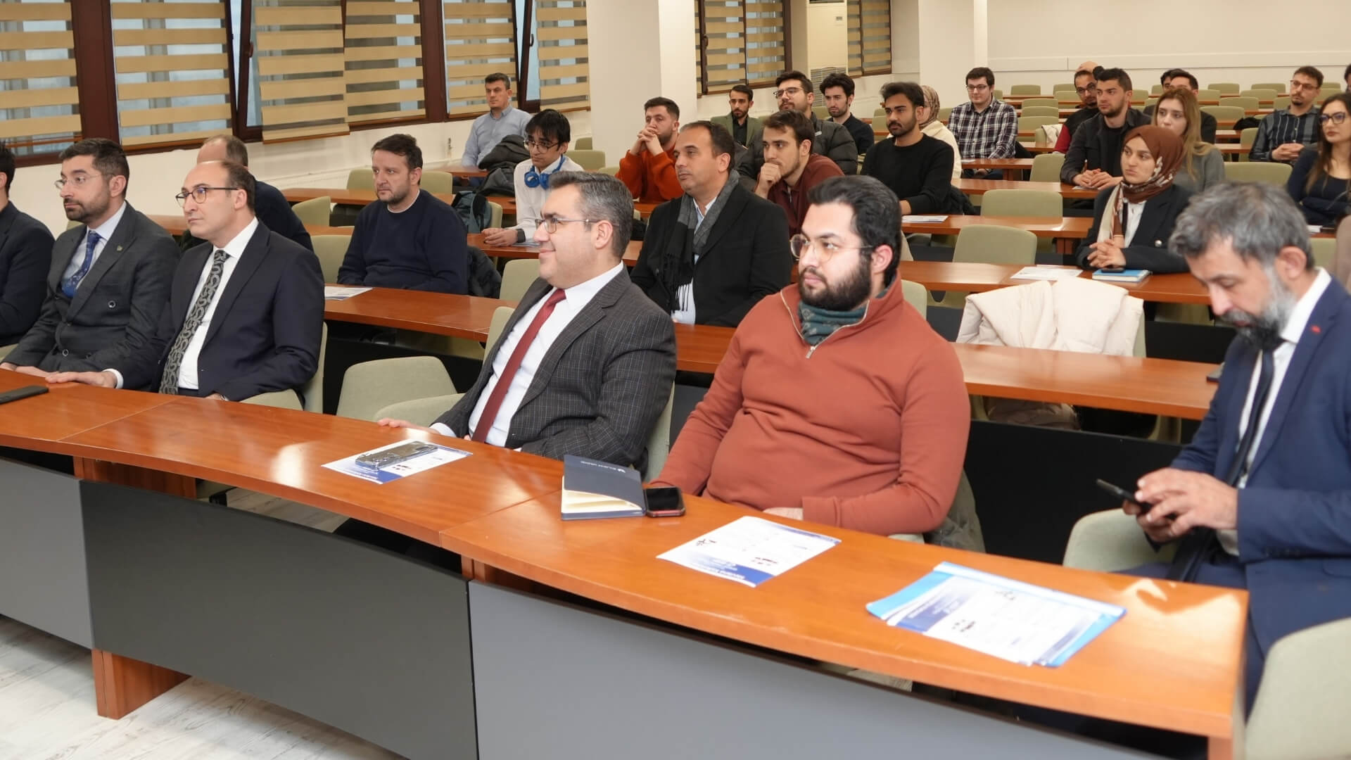 Genç Girişimciler İçin Avrupa Fırsatı: Erasmus Hibe Programı
