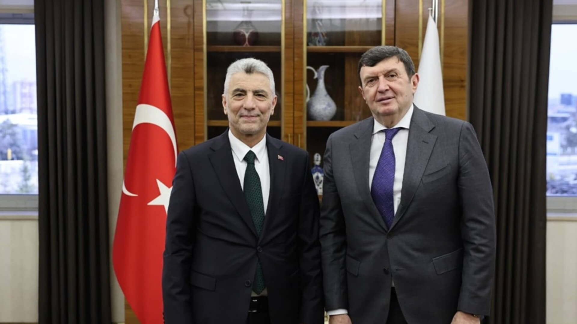 Ticaret Bakanı Ömer Bolat, Sırbistan'ın Ankara Büyükelçisi Jovanovic ile Görüştü